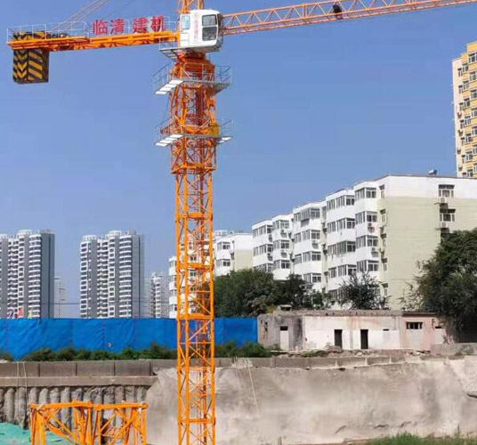 臨清建機(jī)塔吊安裝實例